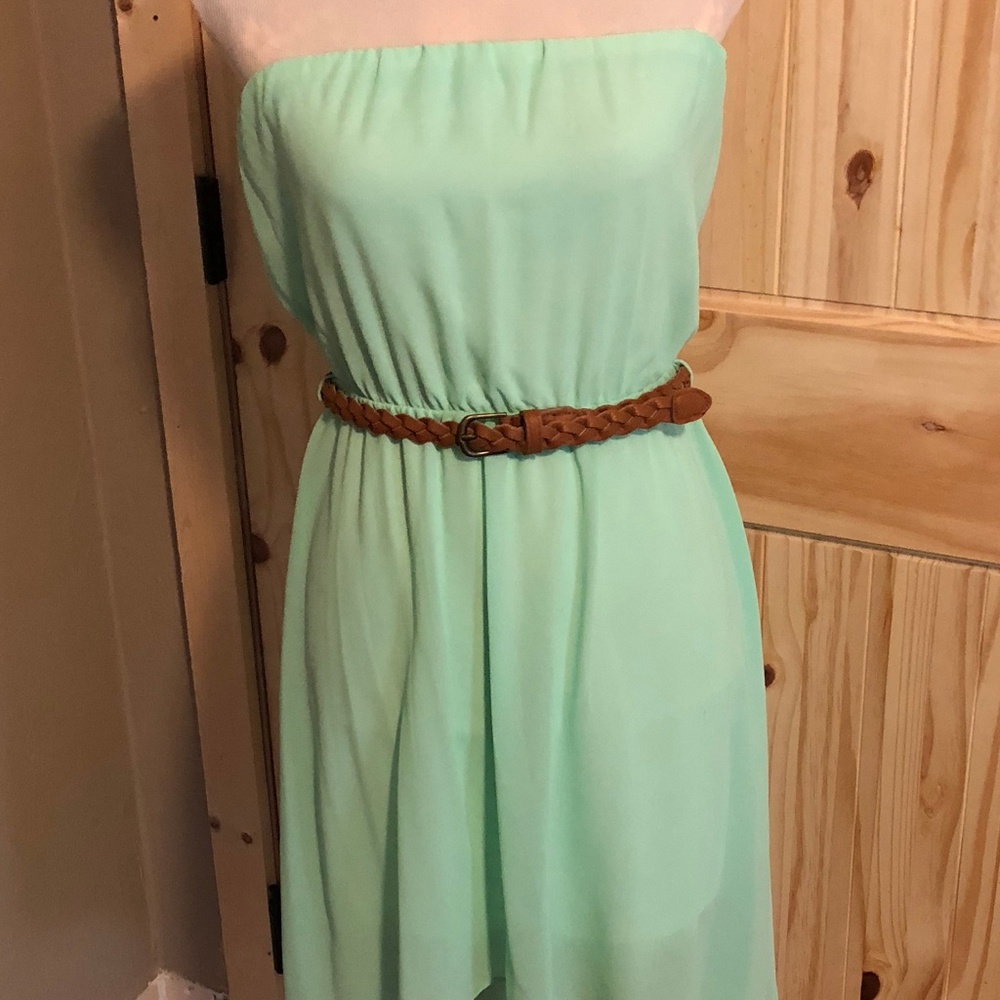 Strapless Dress NWOT Small w/belt